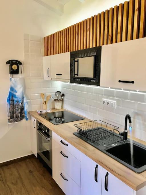 Casa Nueva En Vigo Rural Mos Con Jacuzzi Y Chimenea Para Escapada Romantica Pontevedra Bagian luar foto