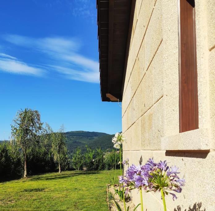 Casa Nueva En Vigo Rural Mos Con Jacuzzi Y Chimenea Para Escapada Romantica Pontevedra Bagian luar foto